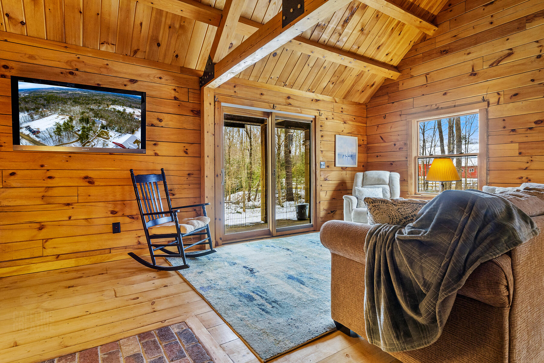 2495 Washington Road Waldoboro, ME 04572 - Photo 18 of 37 Living Room 1
