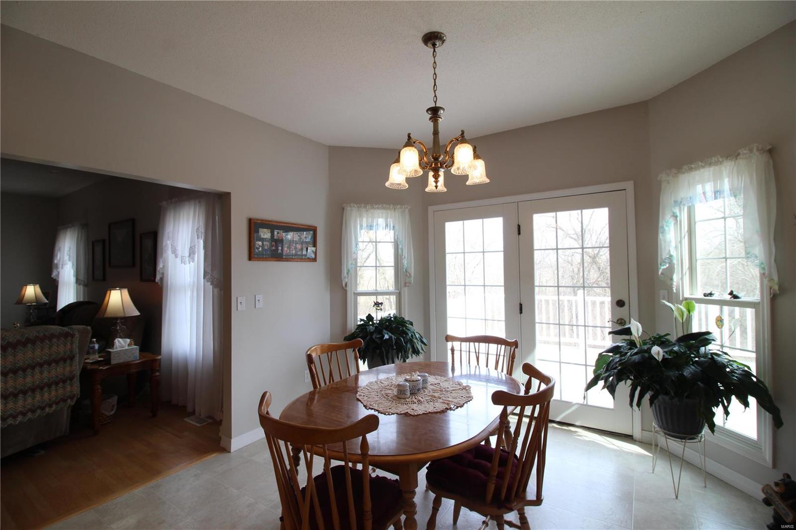 8525 Rosenheim Edwardsville, IL 62025 - Photo 15 of 44 Gallery Image 15