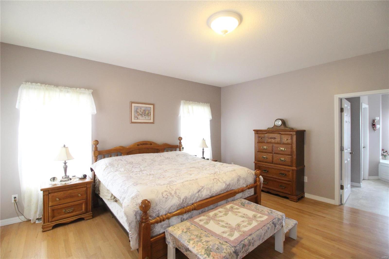 8525 Rosenheim Edwardsville, IL 62025 - Photo 17 of 44 Gallery Image 17