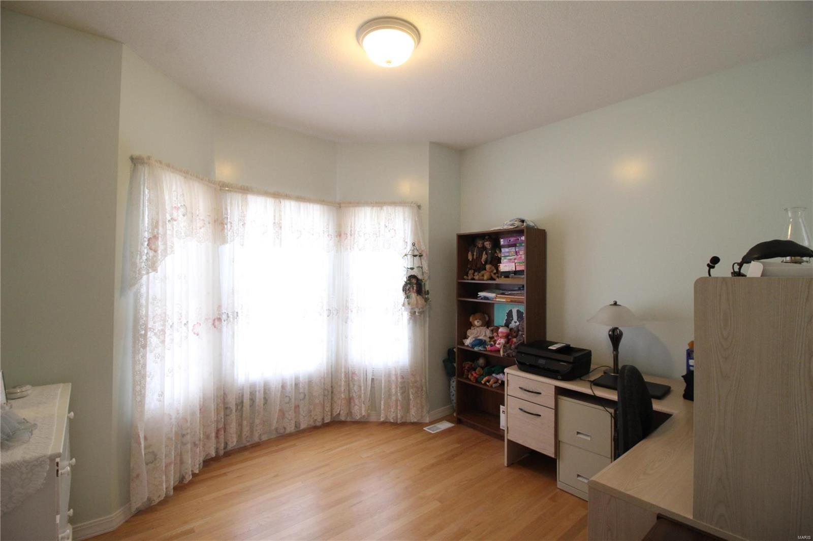 8525 Rosenheim Edwardsville, IL 62025 - Photo 21 of 44 Gallery Image 21