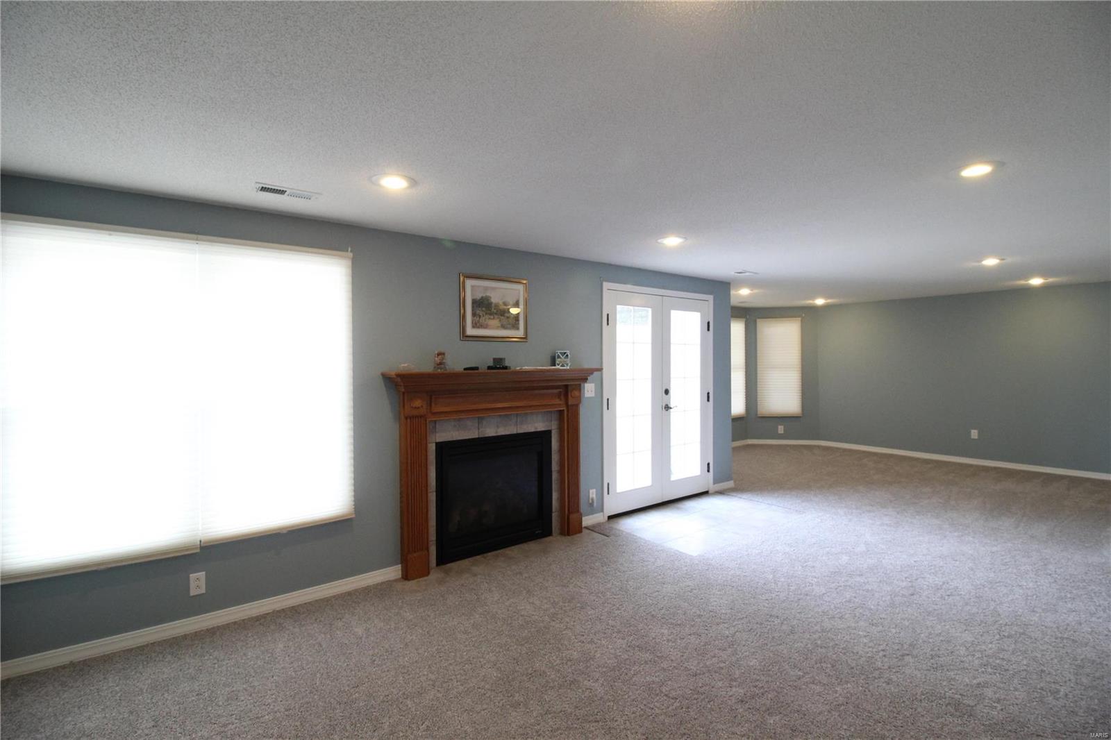 8525 Rosenheim Edwardsville, IL 62025 - Photo 28 of 44 Gallery Image 28