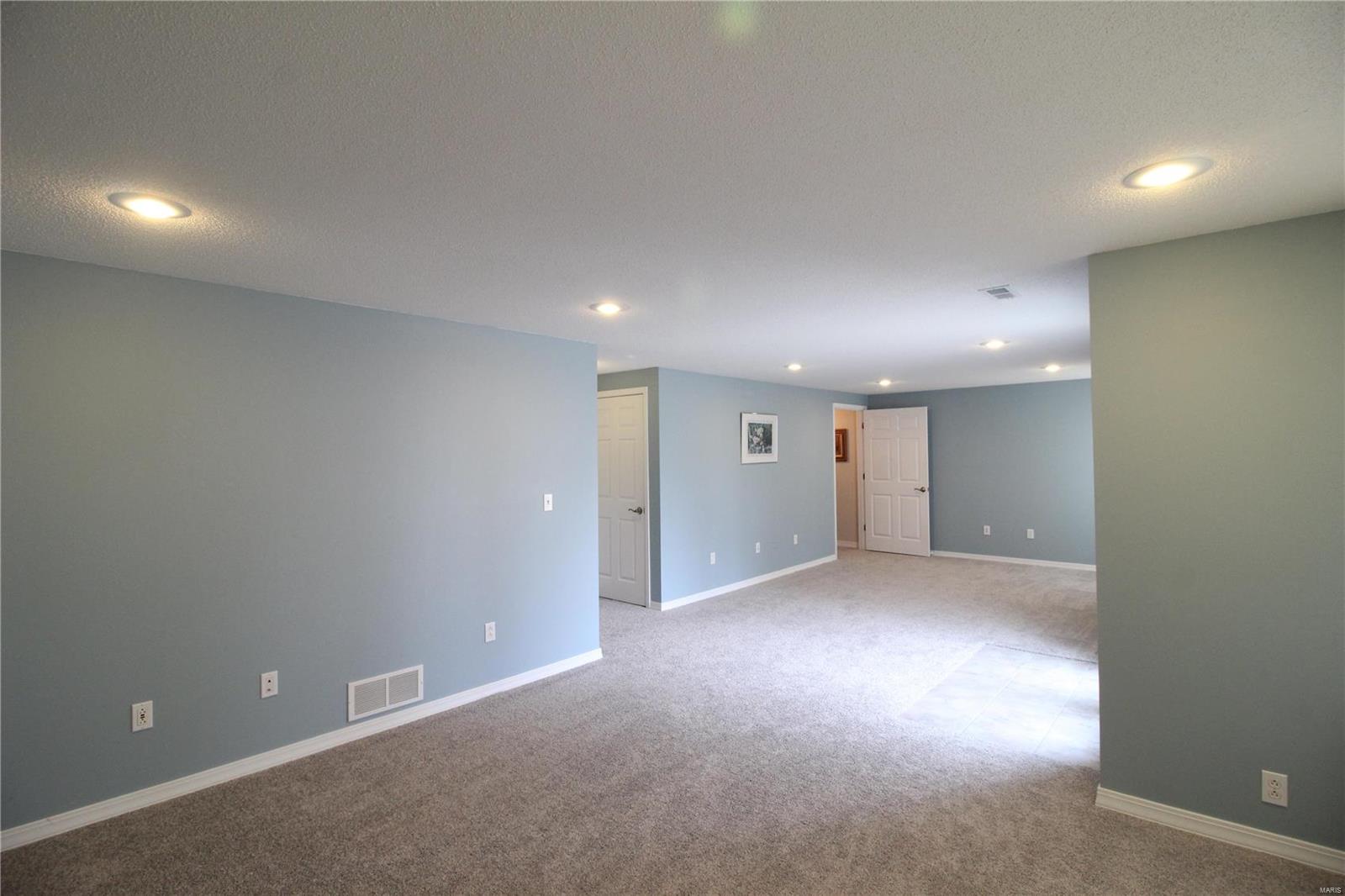 8525 Rosenheim Edwardsville, IL 62025 - Photo 30 of 44 Gallery Image 30