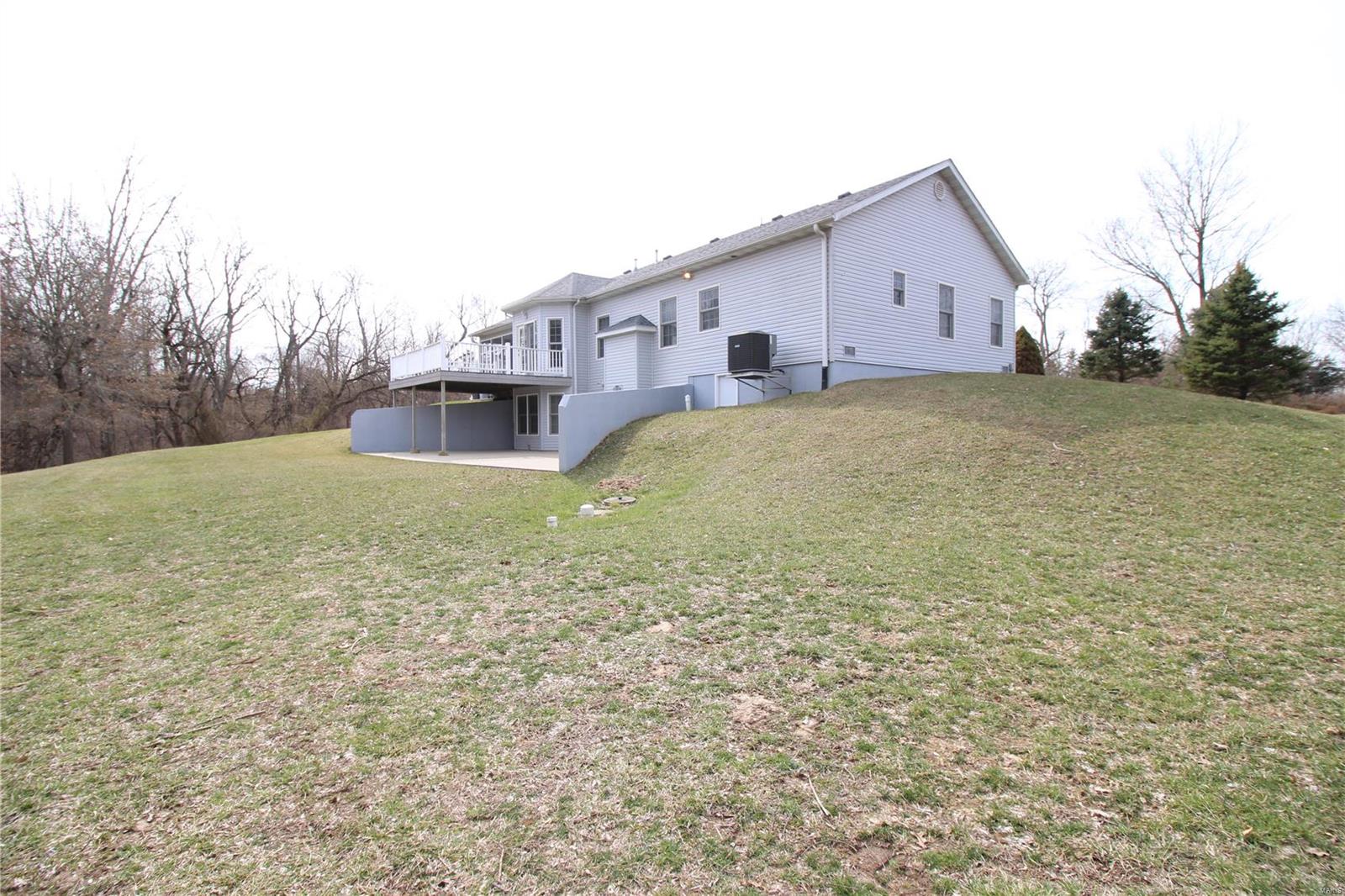 8525 Rosenheim Edwardsville, IL 62025 - Photo 39 of 44 Gallery Image 39
