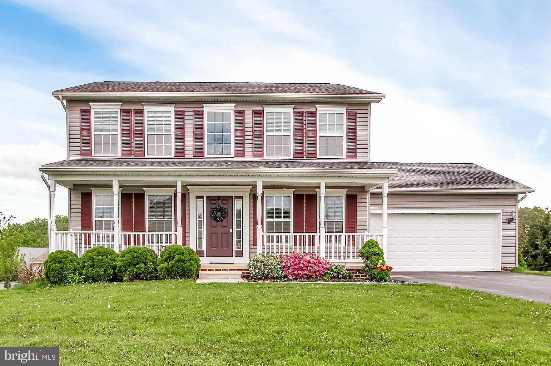 32 Tyler Drive Hanover, PA 17331 - Photo 2 of 26