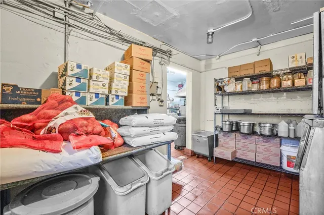 a picture of car parked