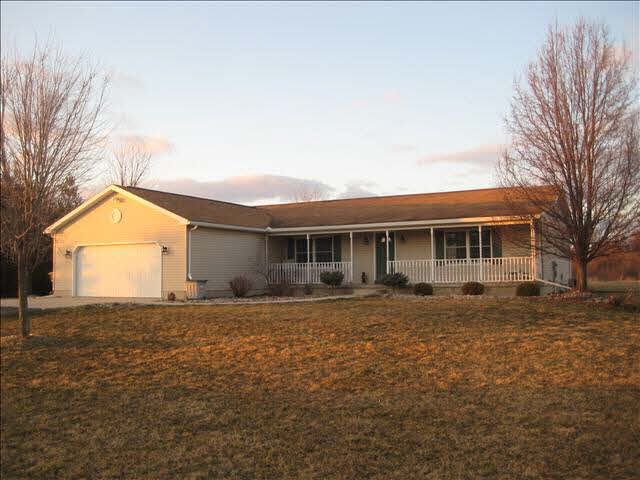 2204 West Hurd Road Monroe, MI 48162 - Photo 1 of 15 20053253.JPG