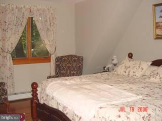 345 Kintner Road Kintnersville, PA 18930 - Photo 4 of 6 Gallery Image 4