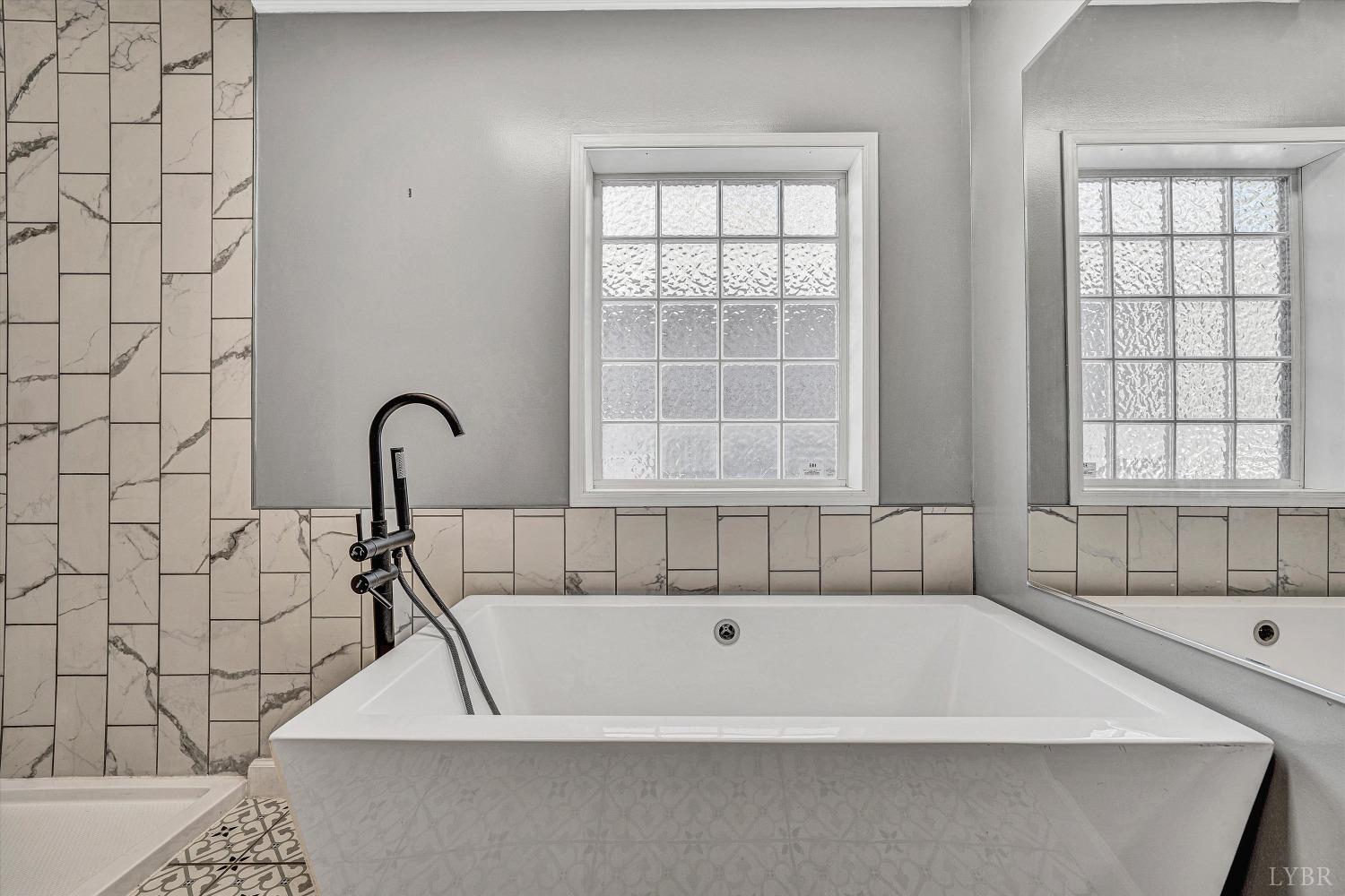 3136 White House Road Moneta, VA 24121 - Photo 19 of 46