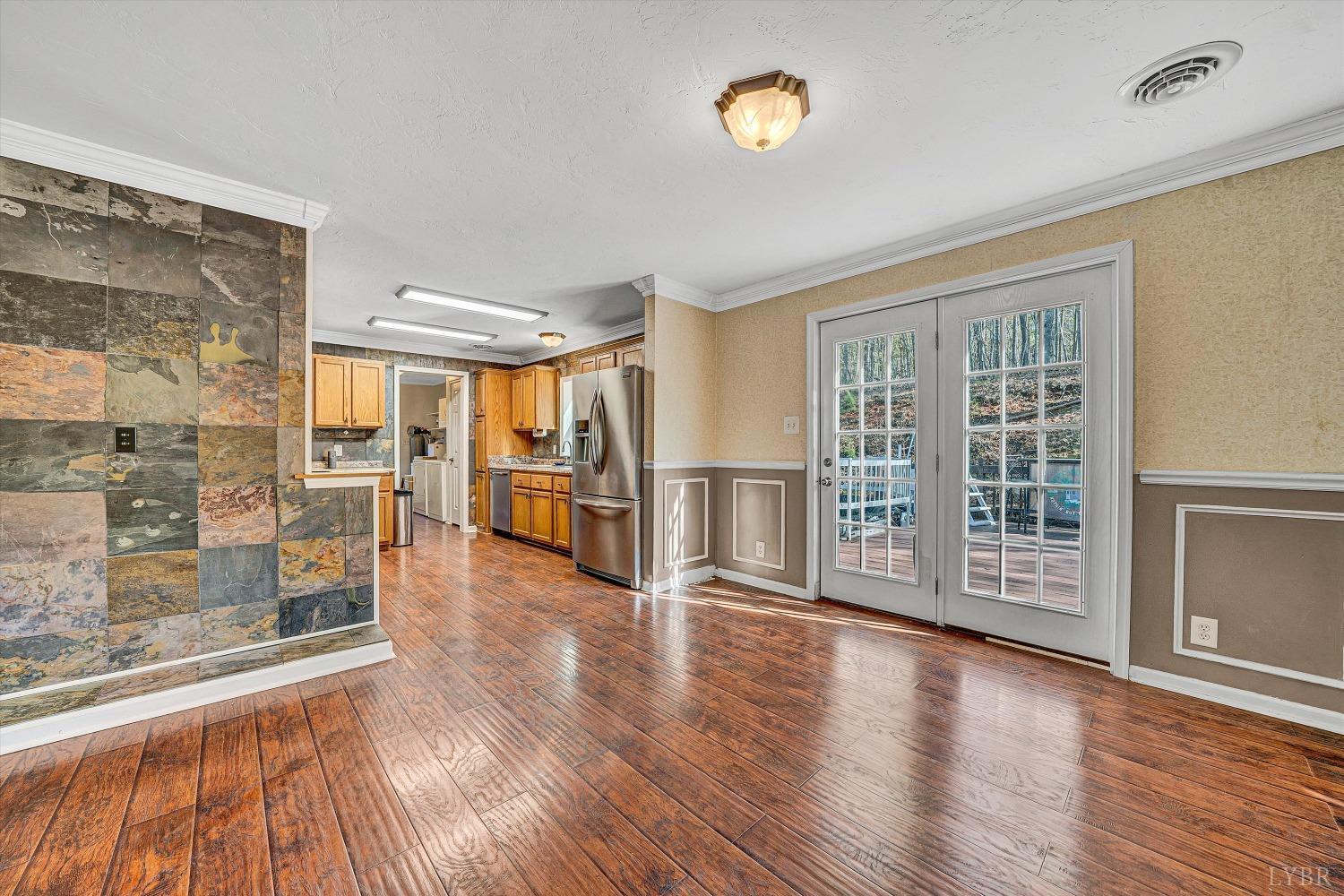 3136 White House Road Moneta, VA 24121 - Photo 4 of 46