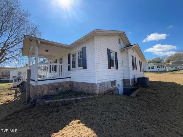 $160,000 | 137 Crestview Drive, Fall Branch, TN 37656