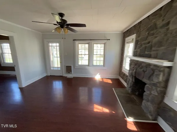 $160,000 | 137 Crestview Drive, Fall Branch, TN 37656