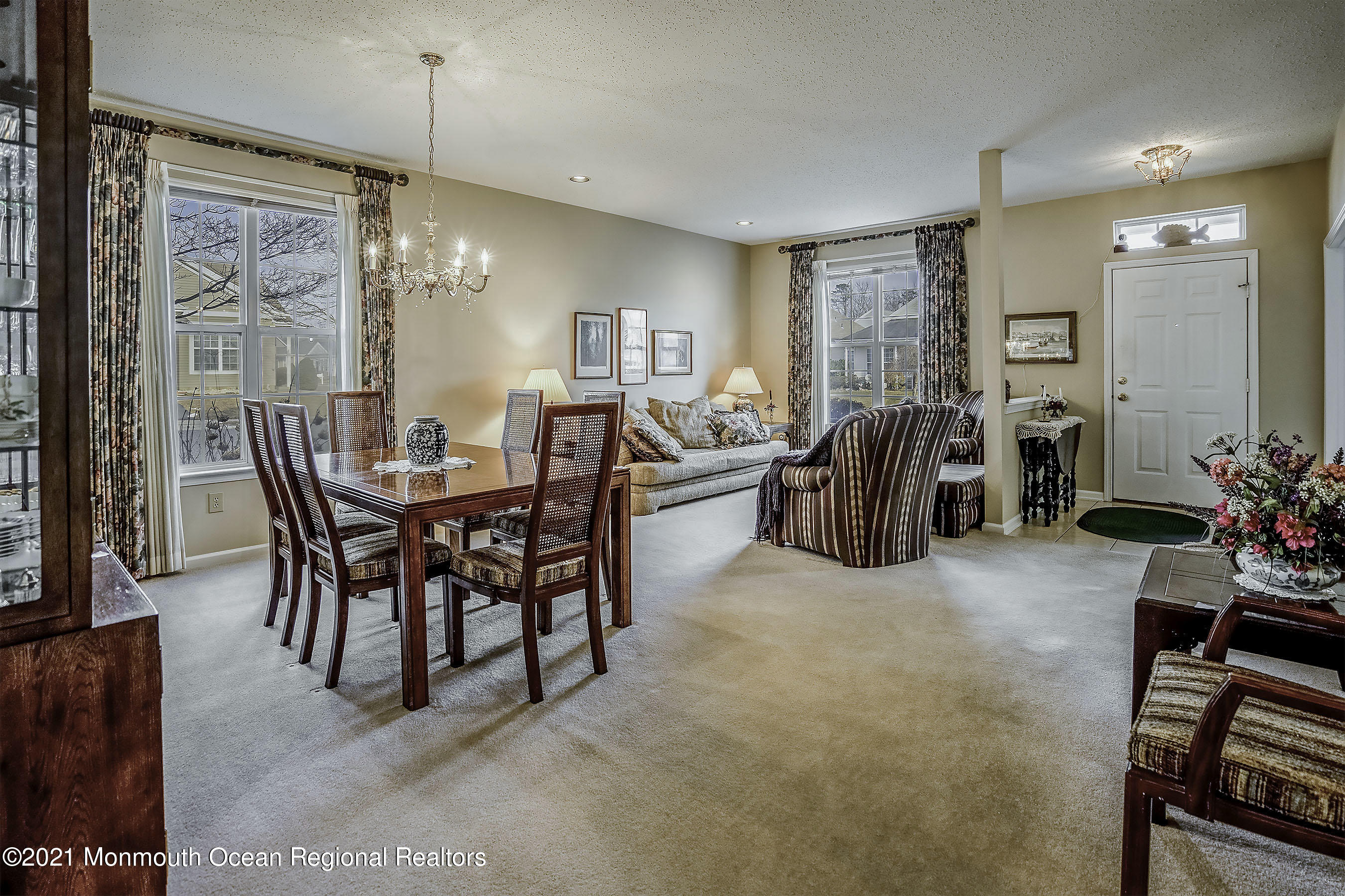84 Sandpiper Road Barnegat, NJ 08005 - Photo 4 of 30 Dining