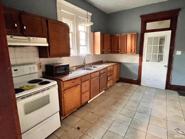 $125,000 | 435 Washington Street, Logansport, IN 46947