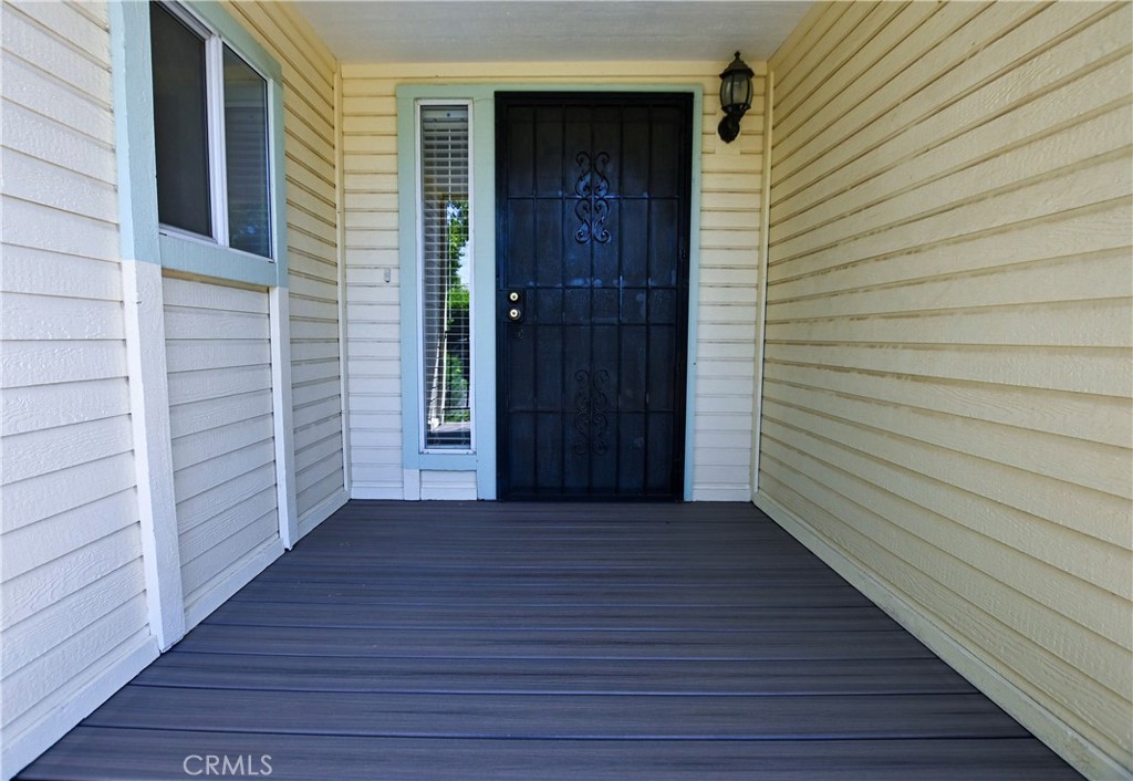 2050 Springfield Drive, Unit 149 Chico, CA 95928 - Photo 11 of 45 Front porch