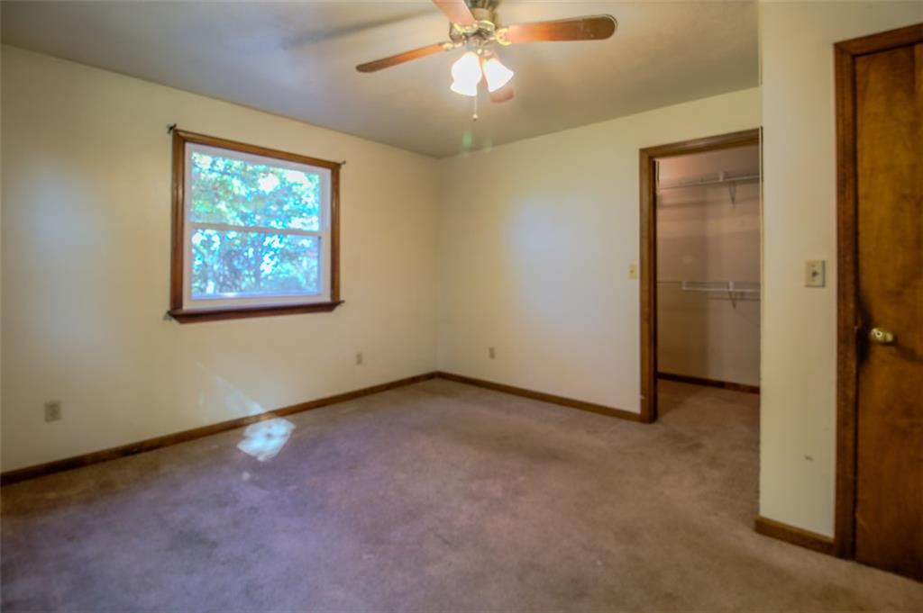 206 Pittview Road Pittsburgh, PA 15237 - Photo 19 of 46 1st floor back left bedroom.