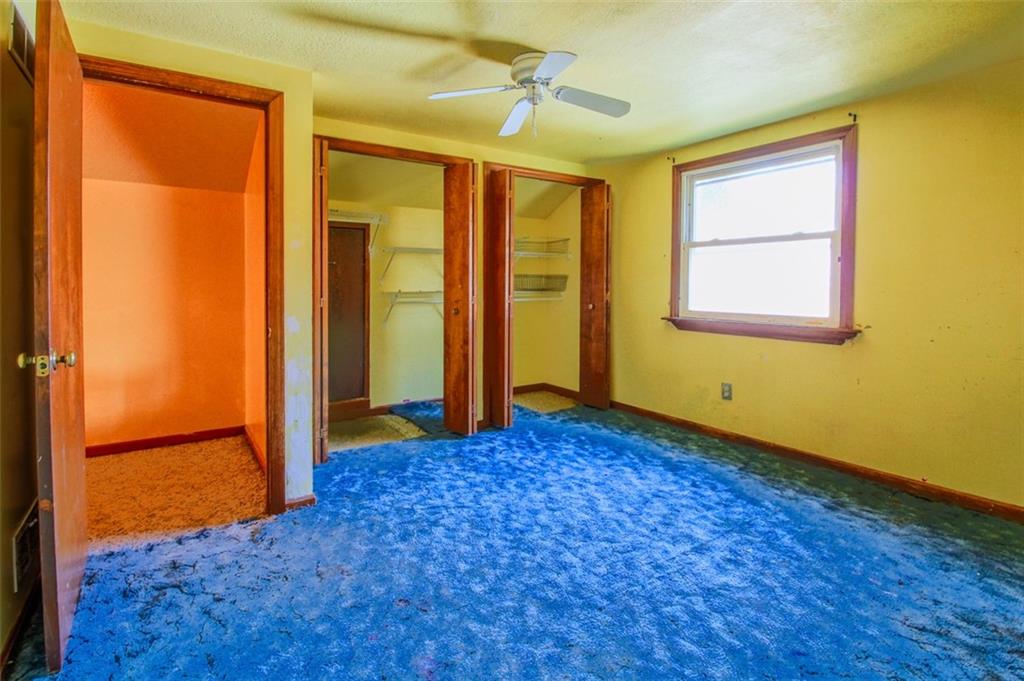 206 Pittview Road Pittsburgh, PA 15237 - Photo 32 of 46 2nd floor 13x13 bedroom