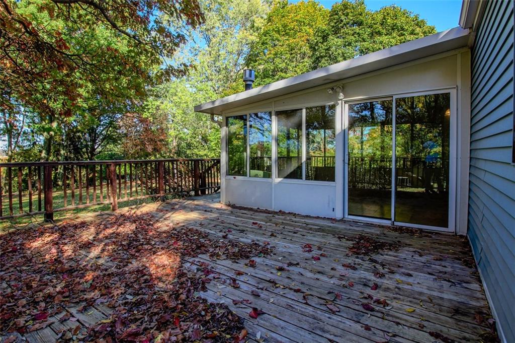 206 Pittview Road Pittsburgh, PA 15237 - Photo 35 of 46 19x17 left side deck accessed from the Florida room.