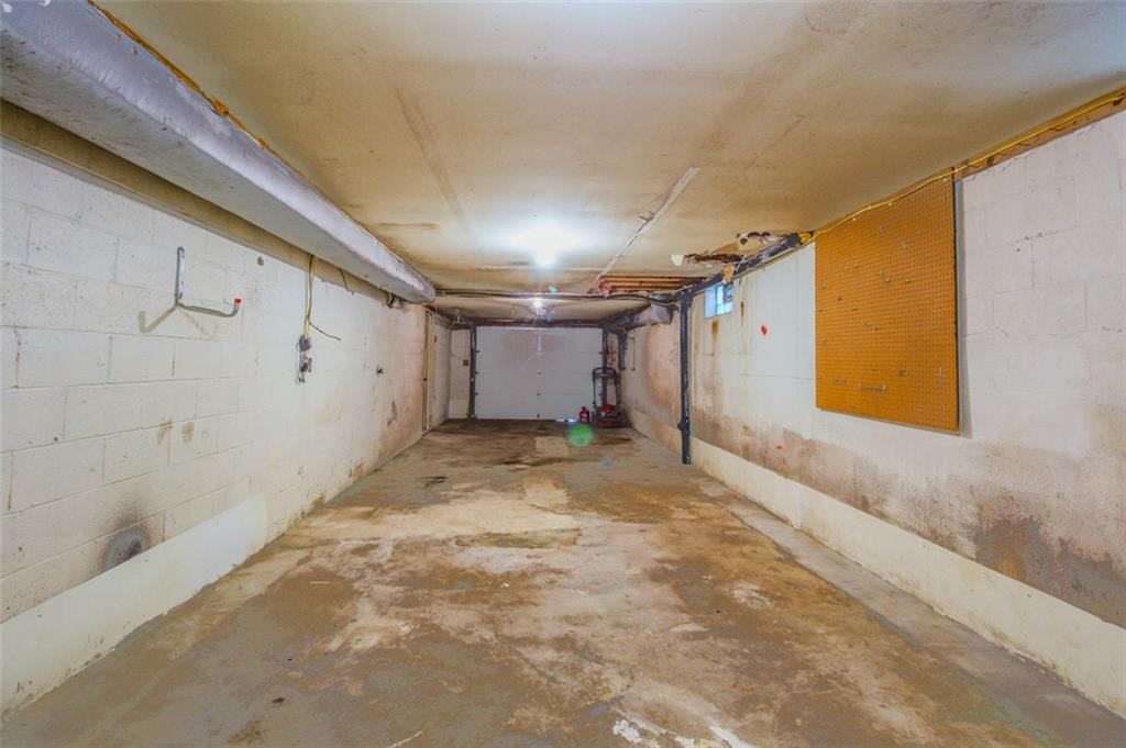 206 Pittview Road Pittsburgh, PA 15237 - Photo 43 of 46 42x12 2 car tandem garage with interior french drainage system.