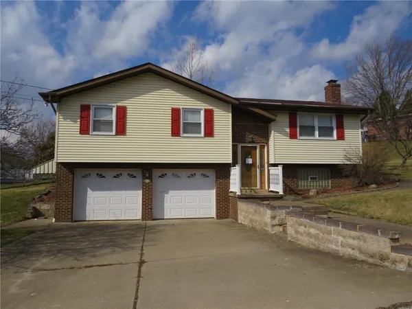 $244,900 | 65 Fernwood Drive, Washington, PA 15301