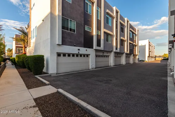 $2,900 | 4444 North 25th Street, Unit 28, Phoenix, AZ 85016