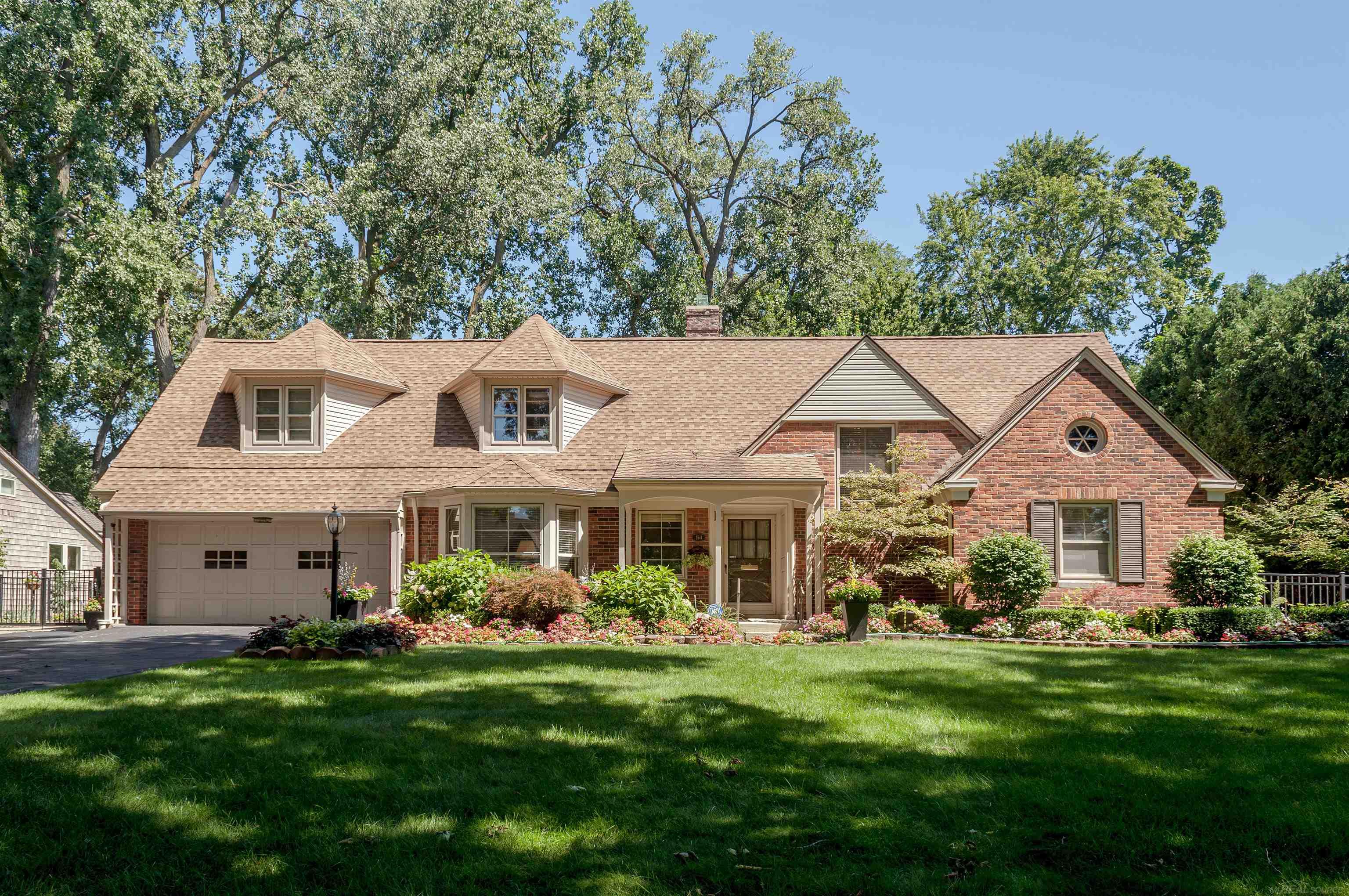164 Lothrop Road Grosse Pointe Farms, MI 48236 - Photo 1 of 54