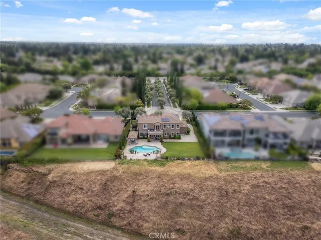 $1,399,000 | 4918 West Bluff Avenue, Fresno, CA 93722