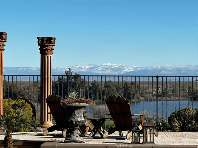 $1,399,000 | 4918 West Bluff Avenue, Fresno, CA 93722