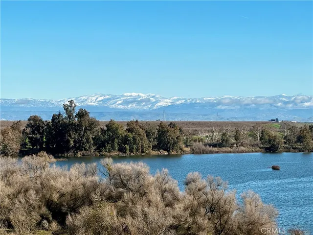 $1,399,000 | 4918 West Bluff Avenue, Fresno, CA 93722