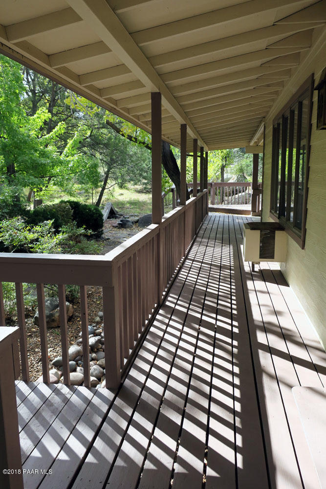 1807 Thumb Butte Road Prescott, AZ 86305 - Photo 27 of 41 Rear Walkway