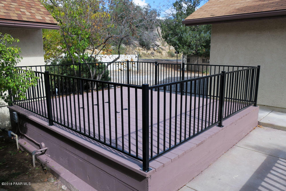 1807 Thumb Butte Road Prescott, AZ 86305 - Photo 31 of 41 Well Deck