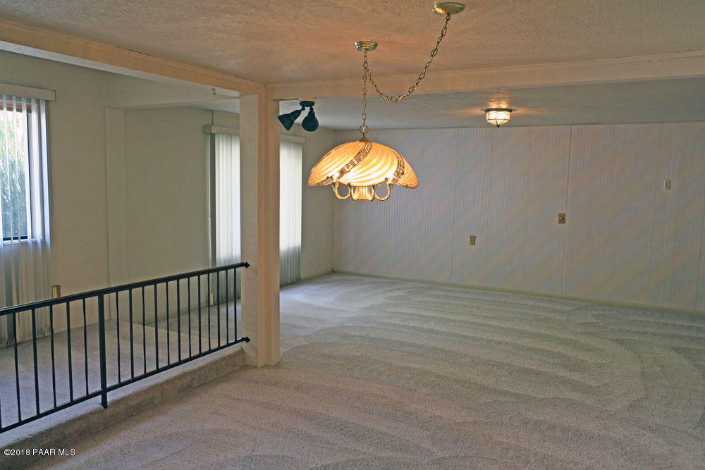 1807 Thumb Butte Road Prescott, AZ 86305 - Photo 7 of 41 Living Room