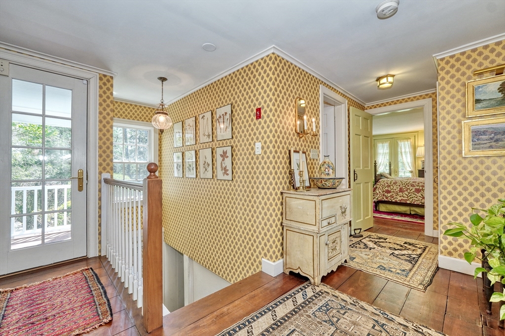 360 Dover Road Westwood, MA 02090 - Photo 13 of 41