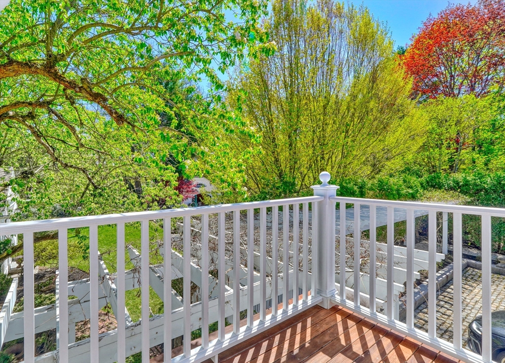 360 Dover Road Westwood, MA 02090 - Photo 21 of 41