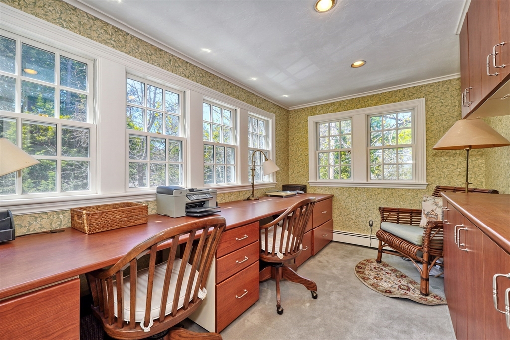 360 Dover Road Westwood, MA 02090 - Photo 24 of 41