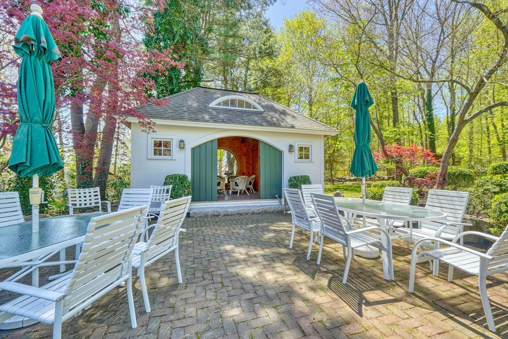 360 Dover Road Westwood, MA 02090 - Photo 35 of 41