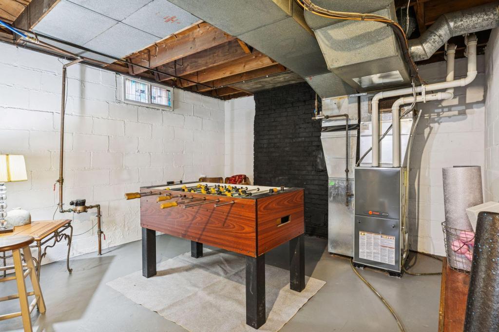 716 Roderick Street Eau Claire, WI 54701 - Photo 27 of 35