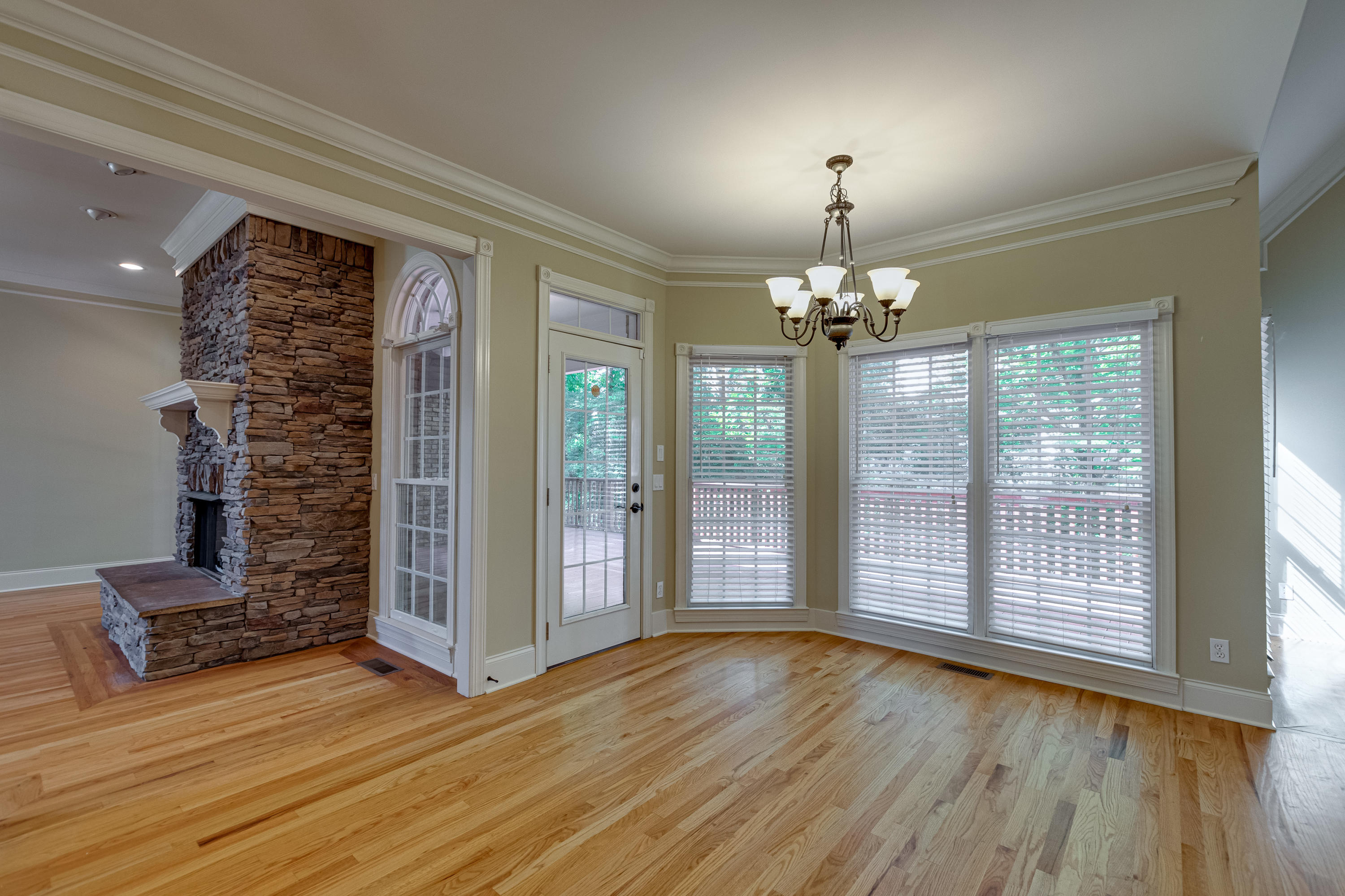 6403 Knightsbridge Road, Unit 36 Hixson, TN 37343 - Photo 11 of 39 10FE2EDF-9CA4-4418-AC4F-F0A34B2E0F78