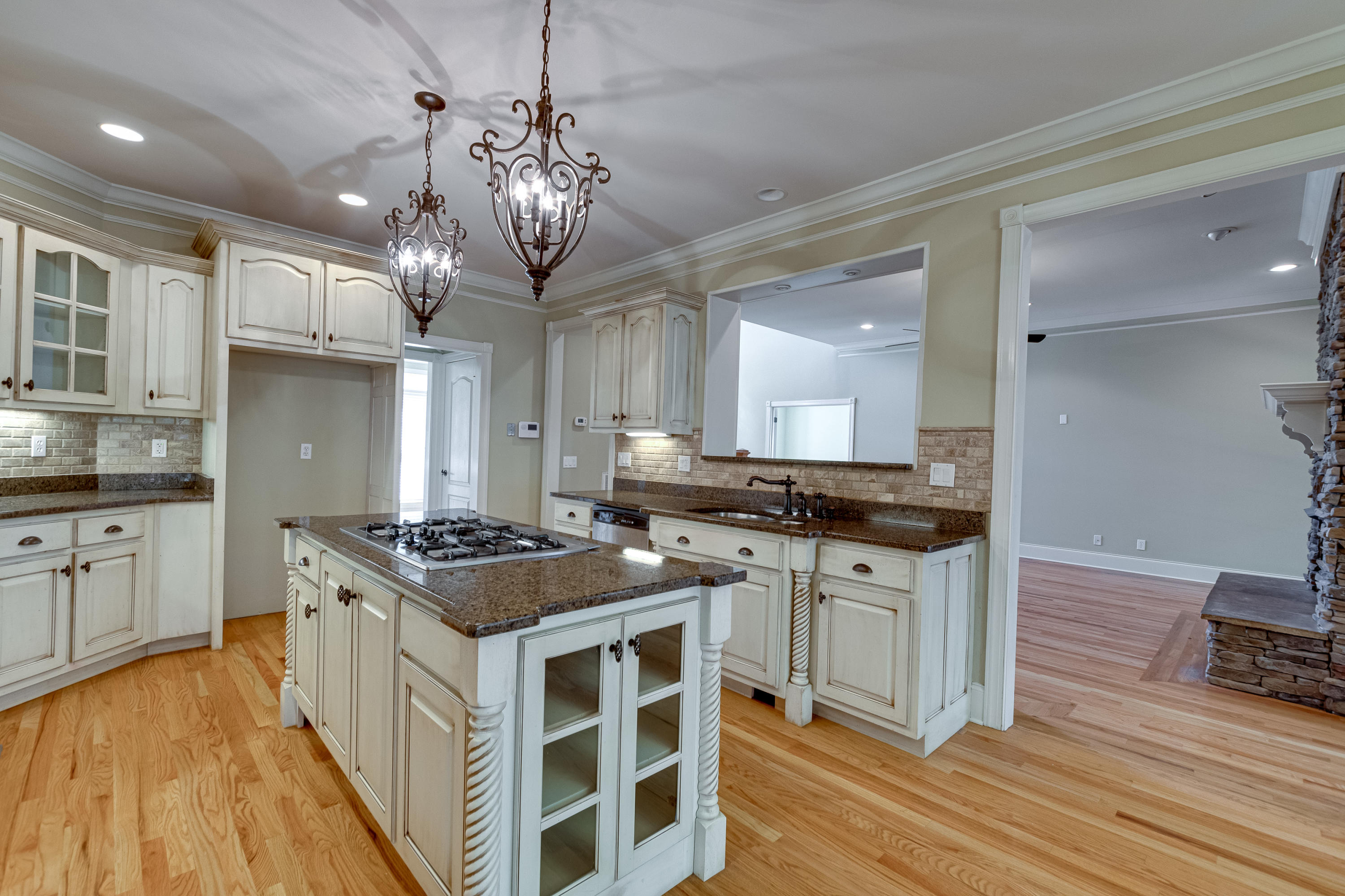 6403 Knightsbridge Road, Unit 36 Hixson, TN 37343 - Photo 9 of 39 82364F9E-B298-40E7-BD82-1338BC040016