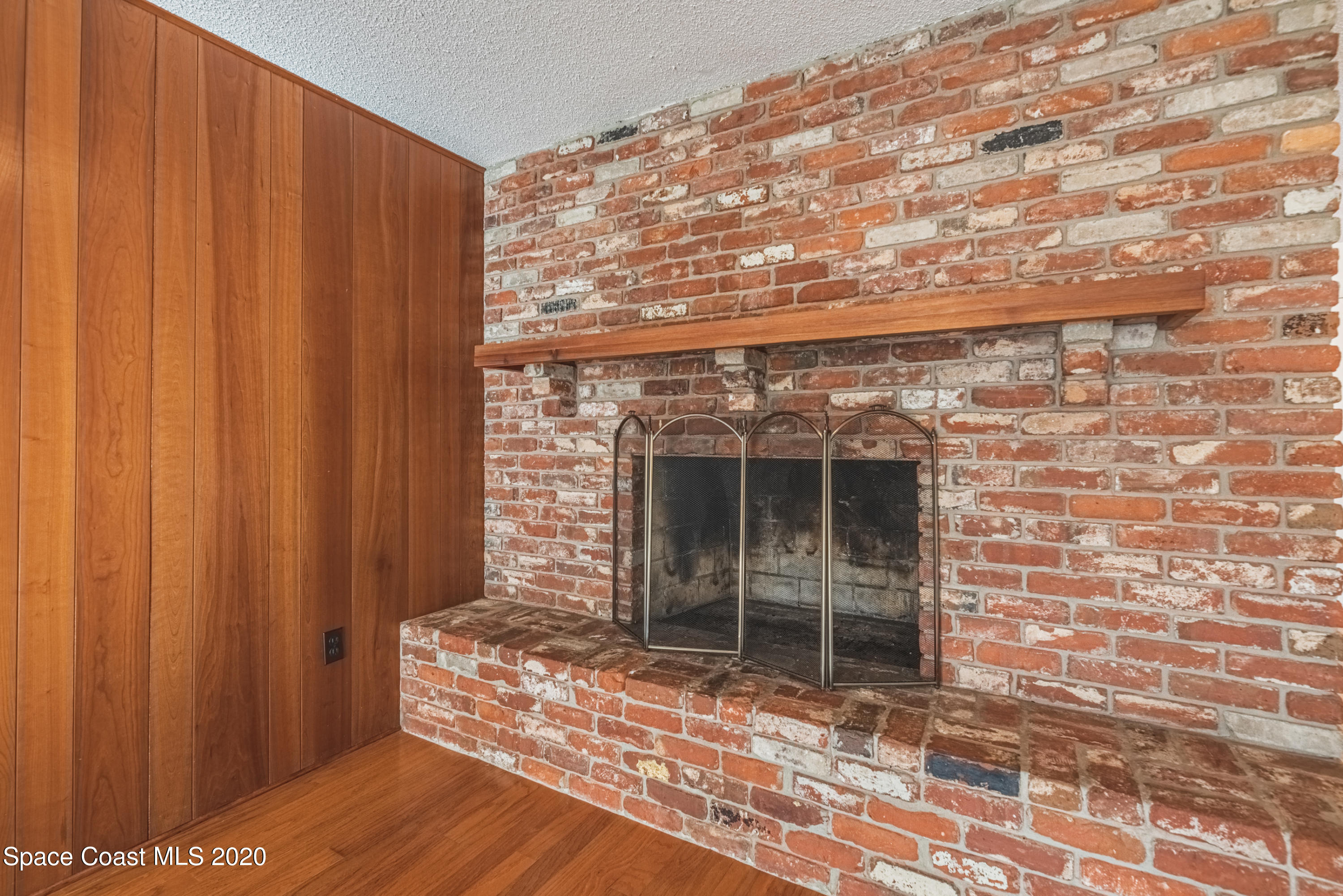 1945 Trimble Road Melbourne, FL 32934 - Photo 29 of 83 JC7_5126-HDR