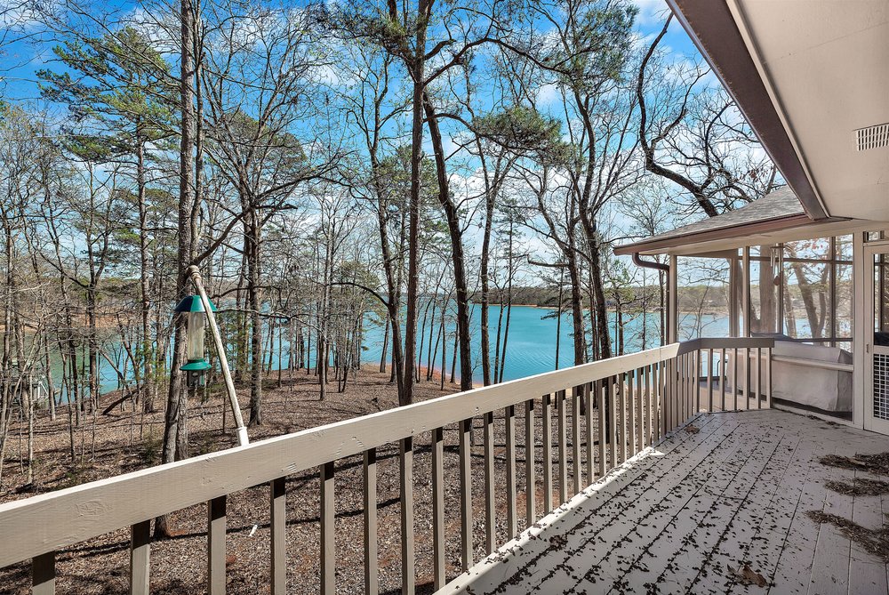 738 Seminole Point Road Fair Play, SC 29643 - Photo 21 of 46 Gallery Image 21