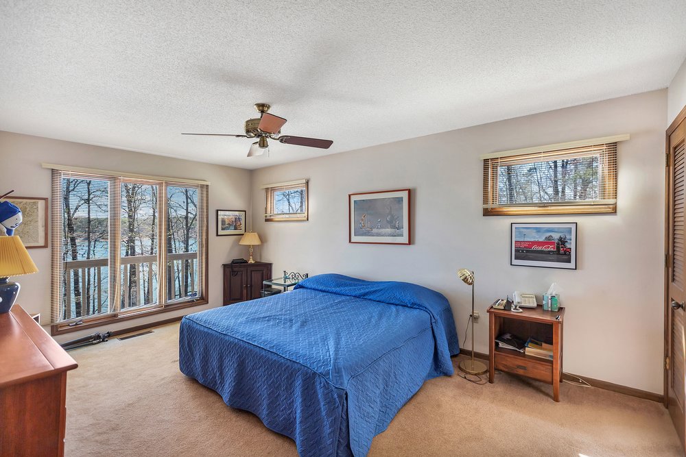738 Seminole Point Road Fair Play, SC 29643 - Photo 22 of 46 Gallery Image 22