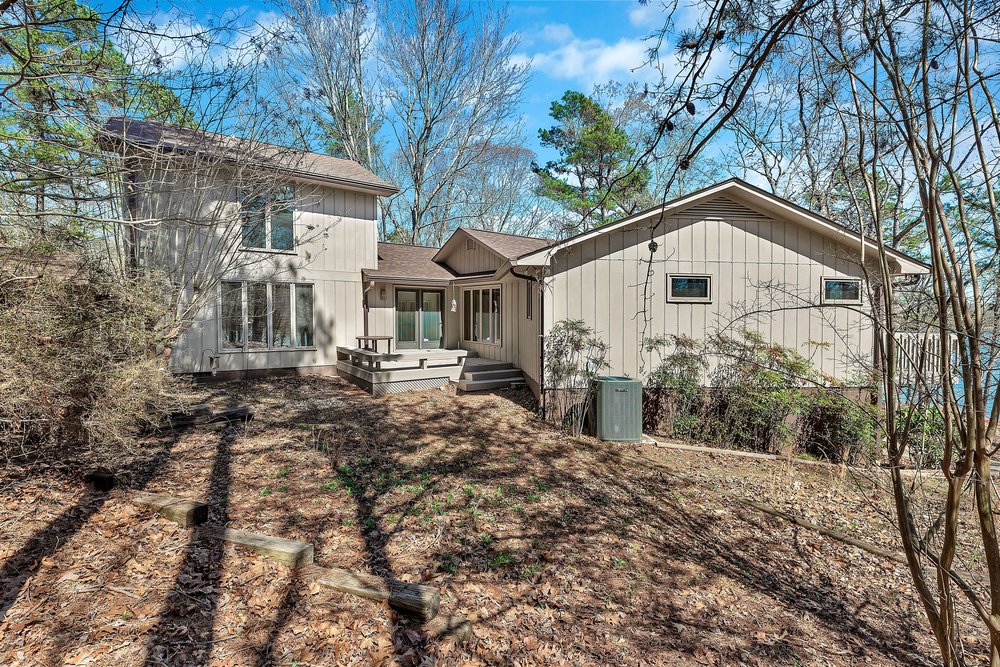738 Seminole Point Road Fair Play, SC 29643 - Photo 3 of 46 Gallery Image 3