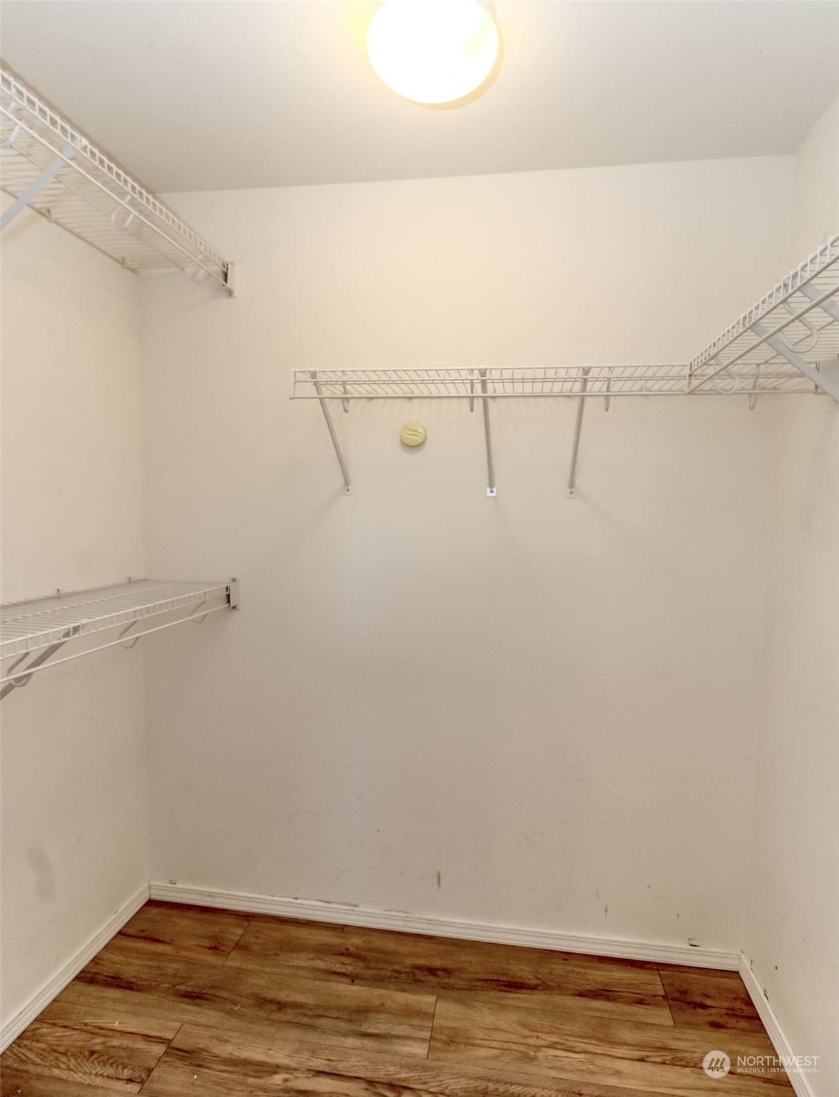527 Queen Place Northeast Renton, WA 98056 - Photo 13 of 32 Gallery Image 13
