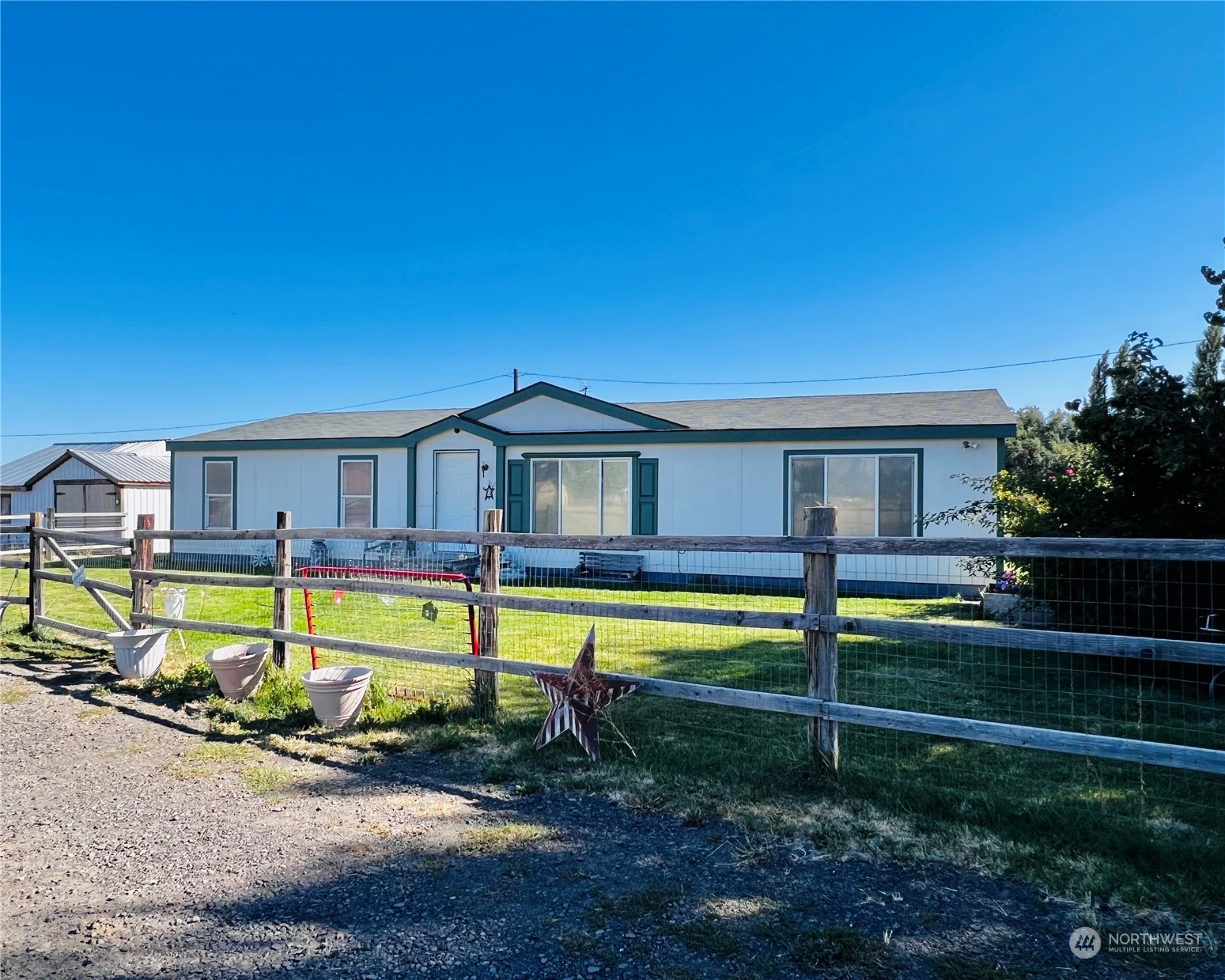 1651 Franklin Road Tieton, WA 98947 - Photo 1 of 40 Gallery Image 1