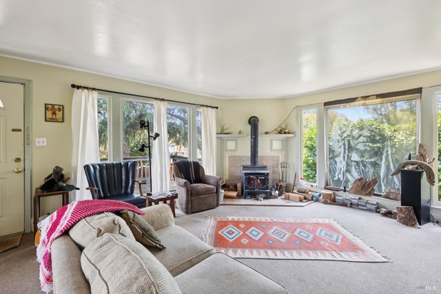 $765,000 | 11160 Sir Francis Drake Boulevard, Point Reyes Station, CA 94956