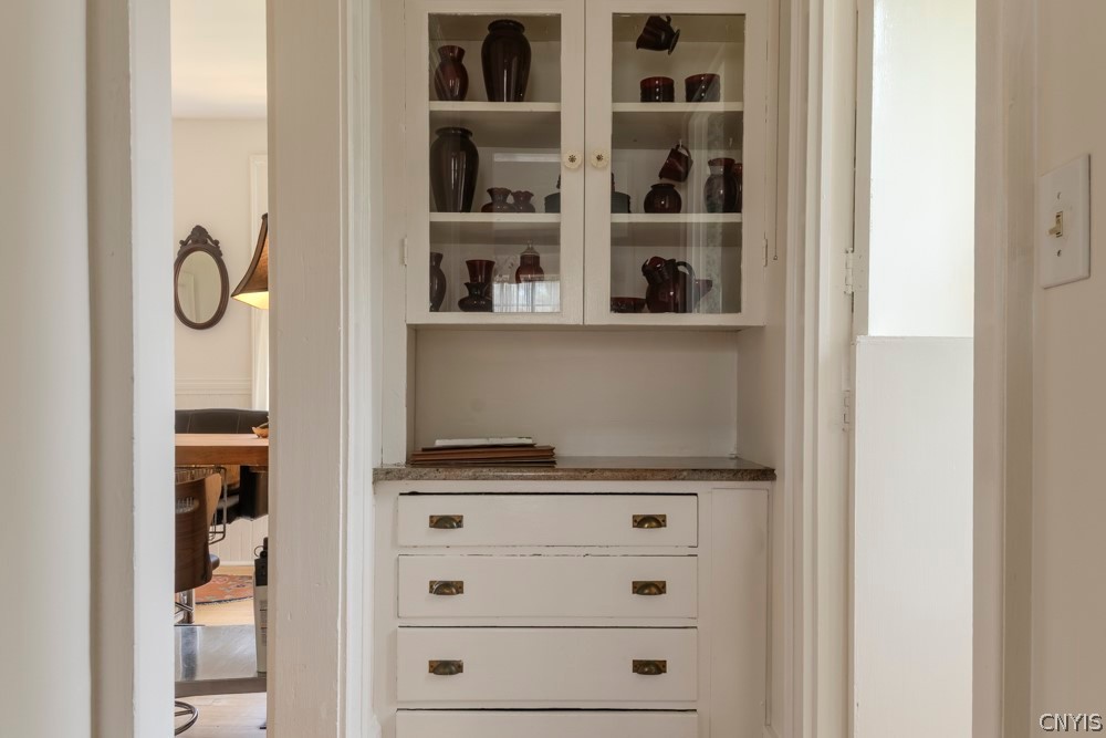 10 Brattle Road Syracuse, NY 13203 - Photo 18 of 34