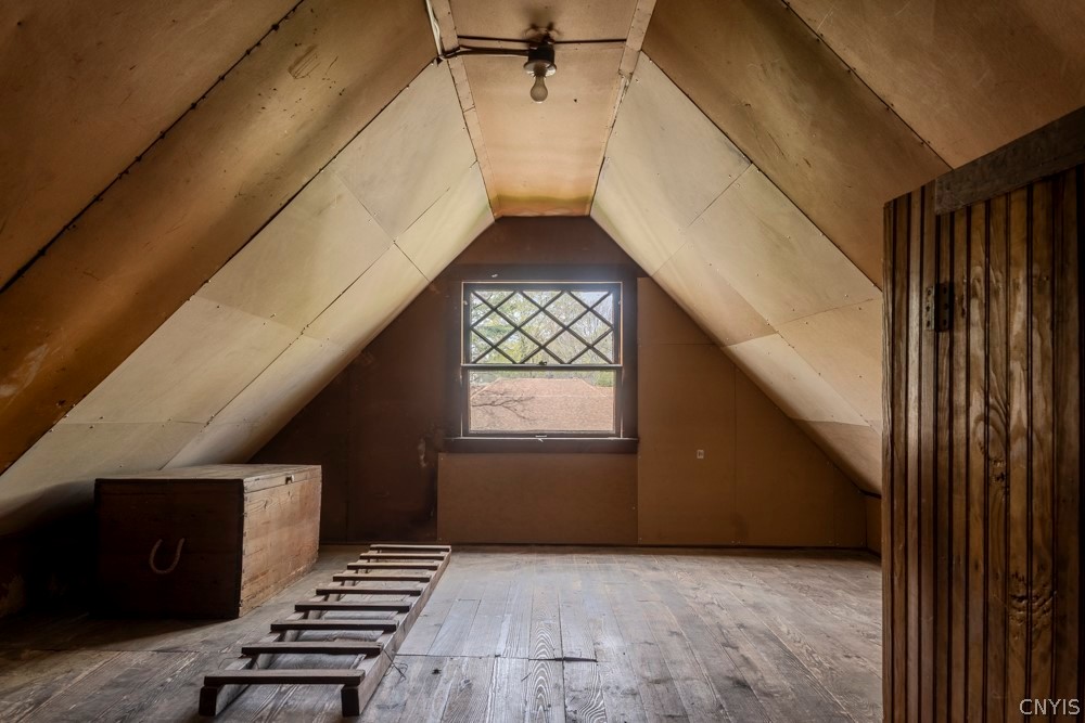 10 Brattle Road Syracuse, NY 13203 - Photo 26 of 34 attic