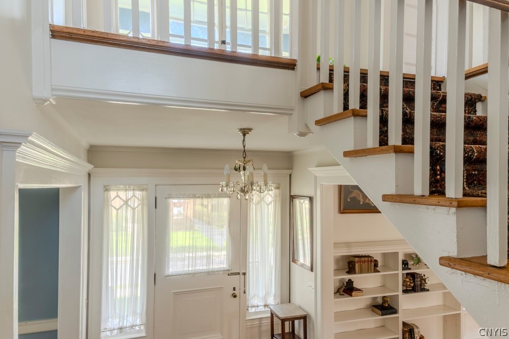 10 Brattle Road Syracuse, NY 13203 - Photo 8 of 34