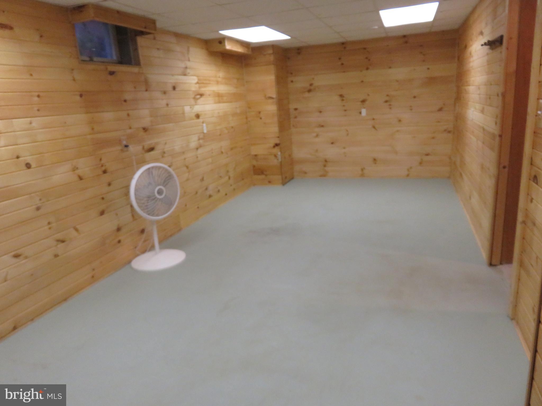 1051 Hook Road Westminster, MD 21157 - Photo 29 of 30 Beautiful Ship Lap Room