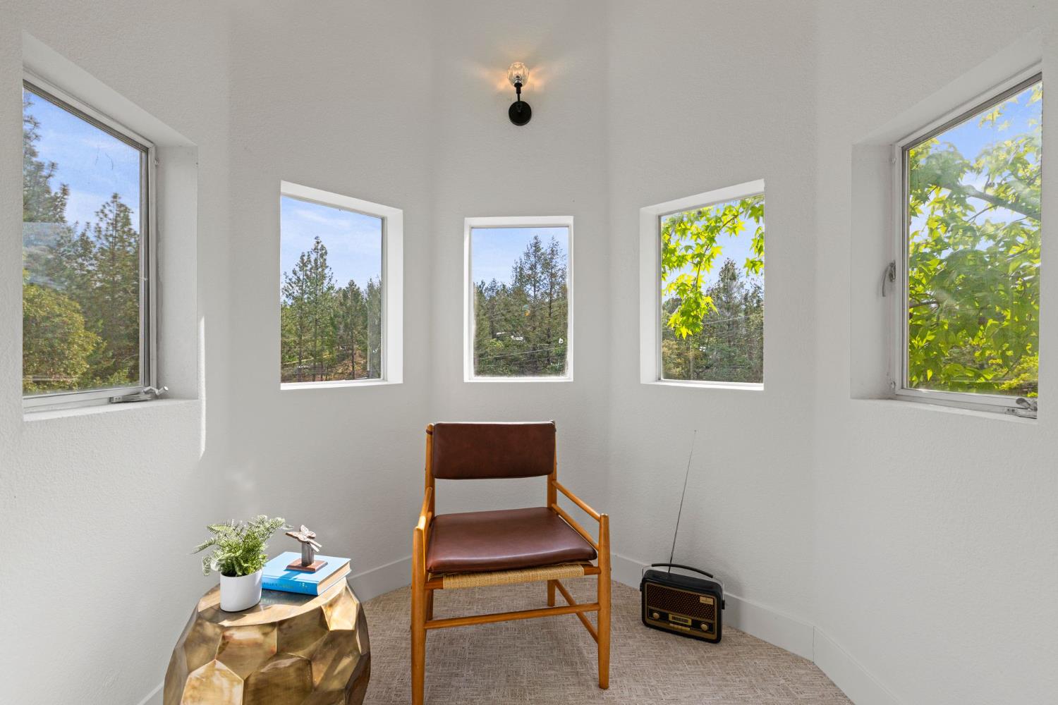 22160 Winchester Way Colfax, CA 95713 - Photo 50 of 84 a room with a chair and a window